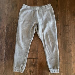 Men’s Gray Nike Jogger Sweatpant Large